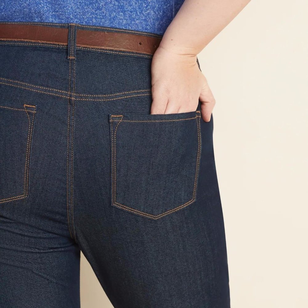 Old Navy Mid-Rise Dark-Wash Plus-Size Super Skinny Ankle Jeans New - Picture 3 of 4